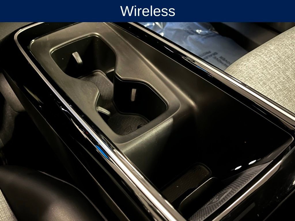 Used 2023 Volkswagen ID.4 Pro AWD/4WD image 11