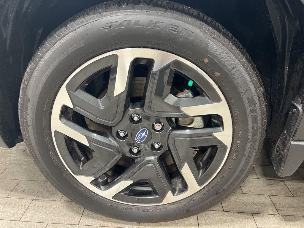 Certified 2025 Subaru Forester Limited image 17