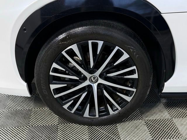 Used 2023 Lexus RZ 450e Premium w/ Technology Package image 10