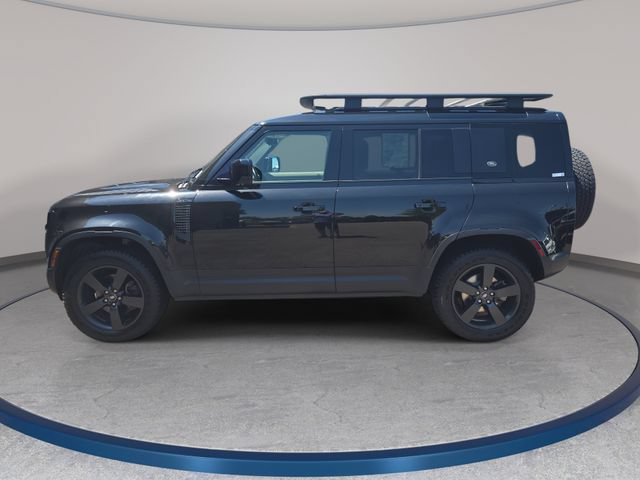 Used 2022 Land Rover Defender 110 S AWD/4WD image 9