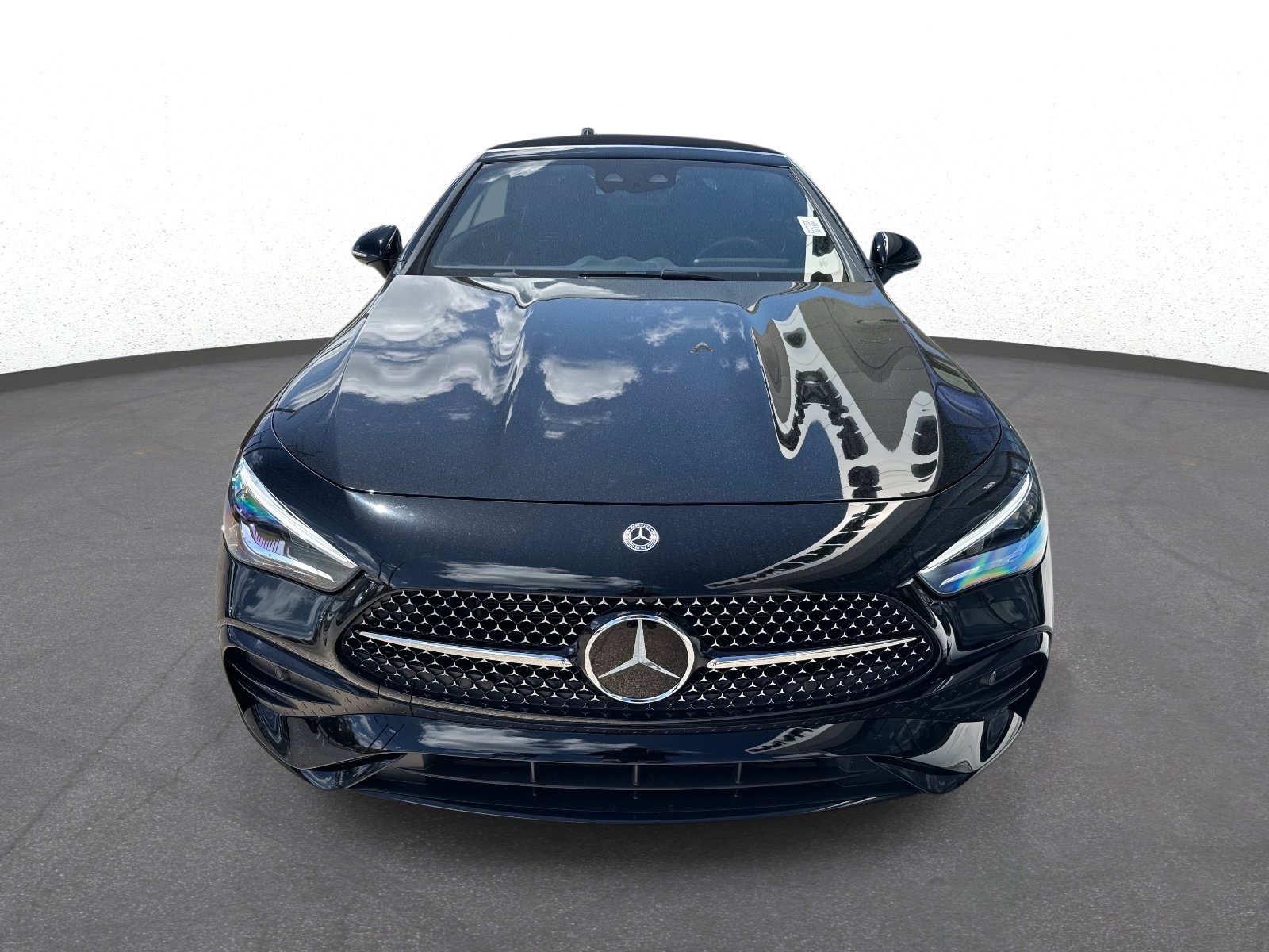Used 2024 Mercedes-Benz CLE 300 4MATIC Cabriolet image 8