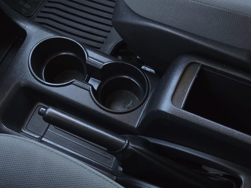 Used 2019 Nissan NV200 SV w/ Navigation Package image 25