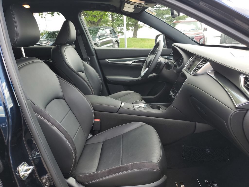 Used 2025 INFINITI QX50 Sport w/ Cargo Package AWD/4WD image 30