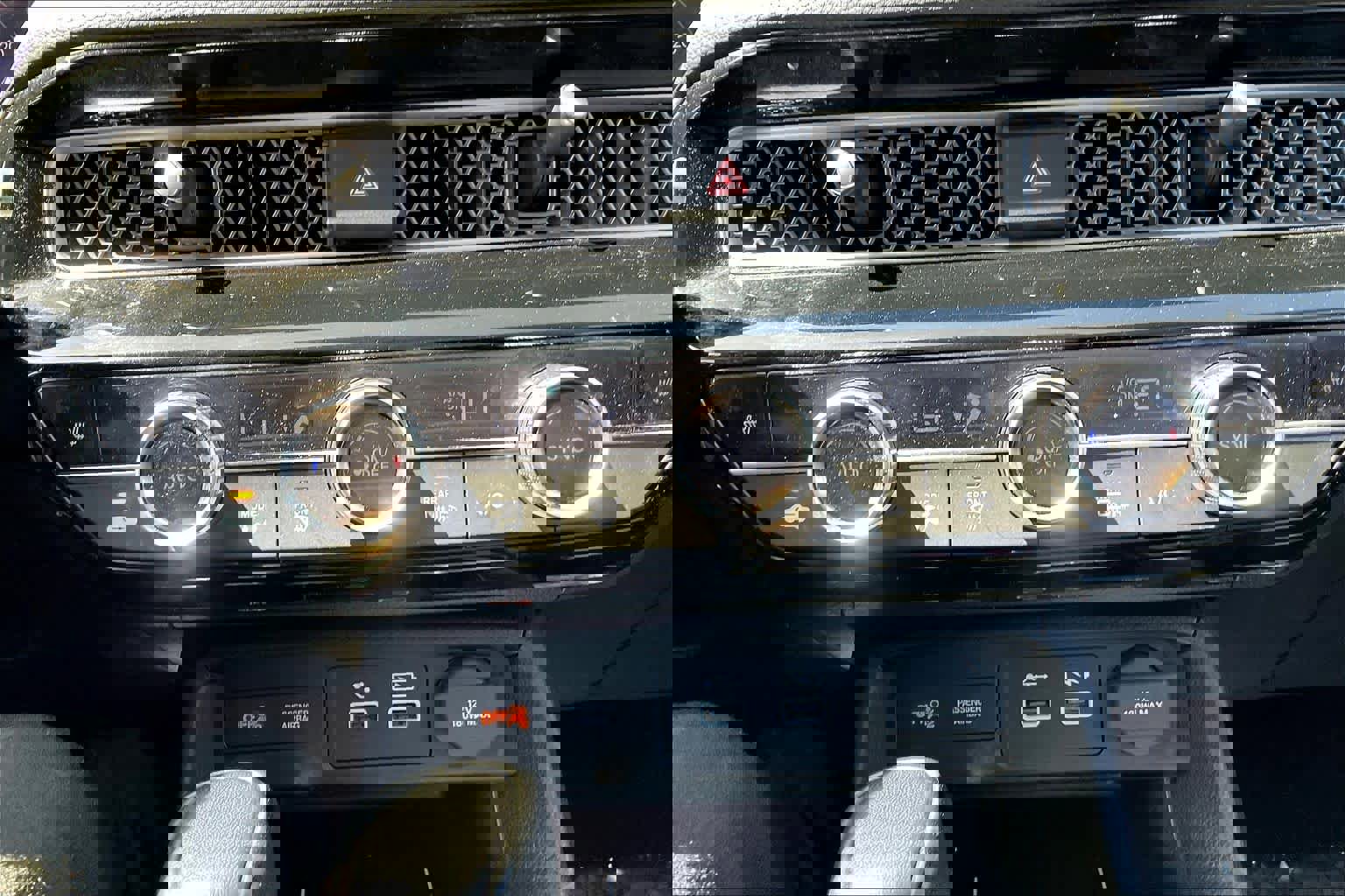 Used 2022 Honda Civic Touring image 35