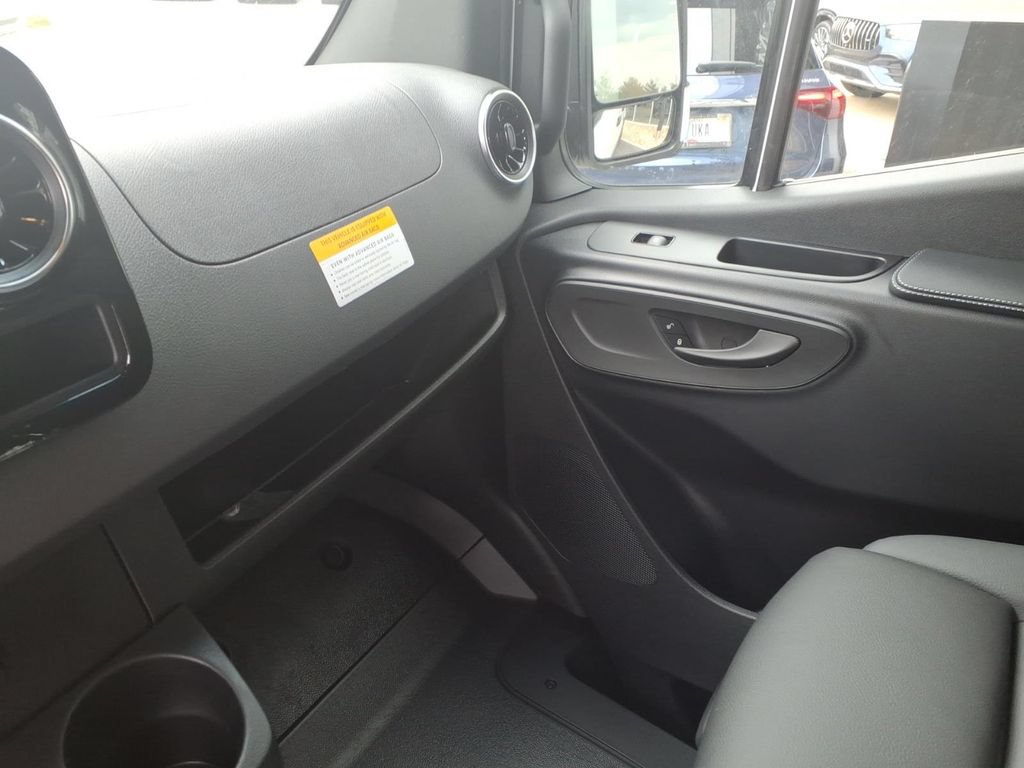 New 2026 Mercedes-Benz Sprinter 2500 image 23