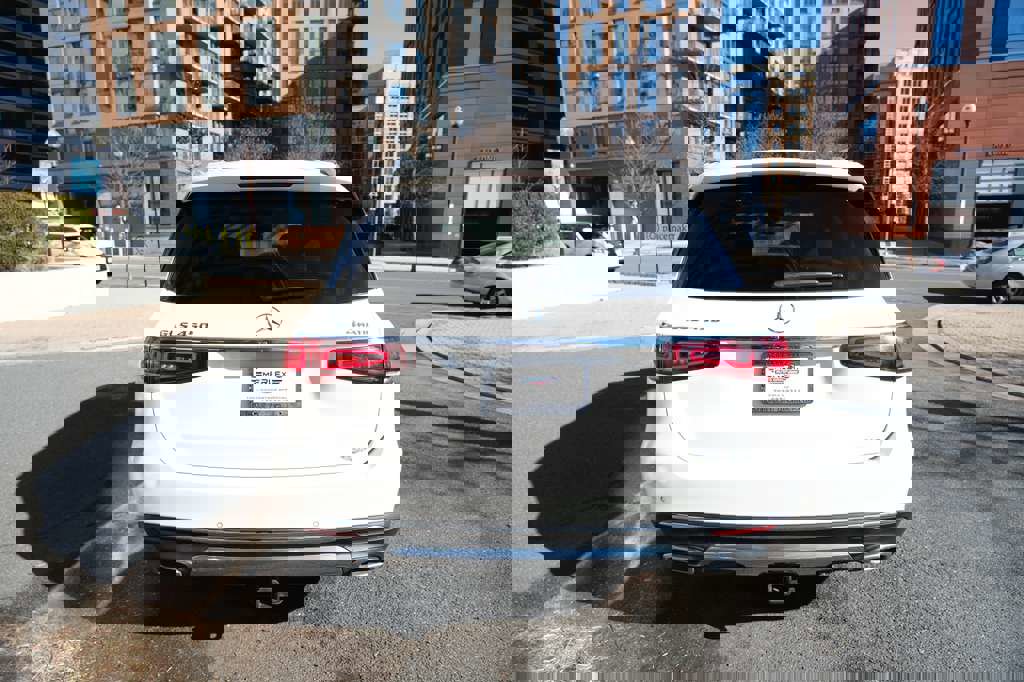 Used 2020 Mercedes-Benz GLS 450 4MATIC image 10