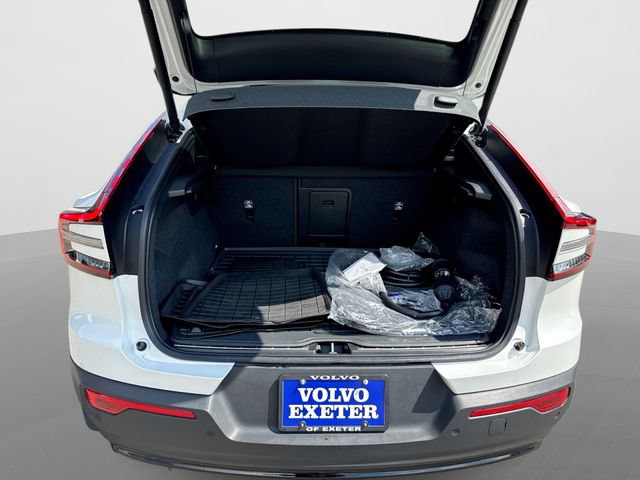 Certified 2023 Volvo C40 P8 Recharge Ultimate w/ Protection Package Premier AWD/4WD image 24