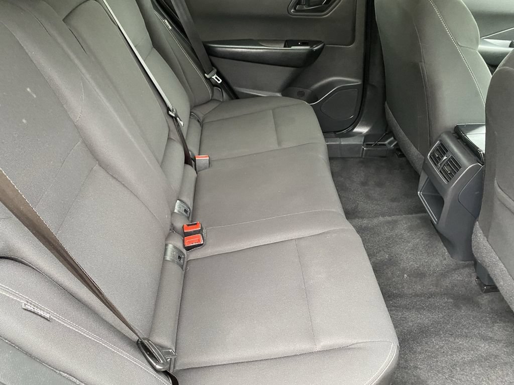 Used 2025 Nissan Rogue S FWD image 18