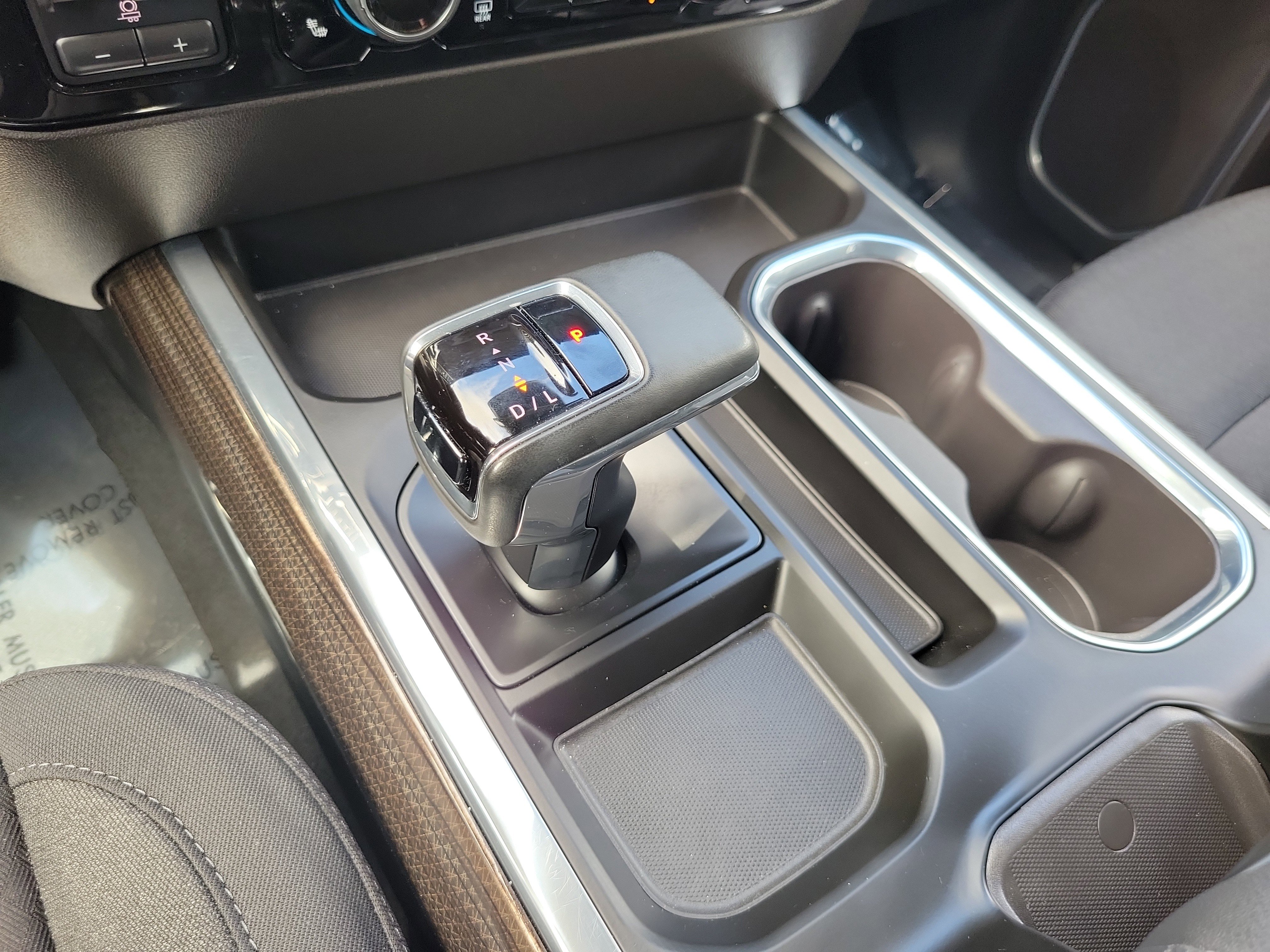 Used 2025 Chevrolet Silverado 1500 LT RWD image 21