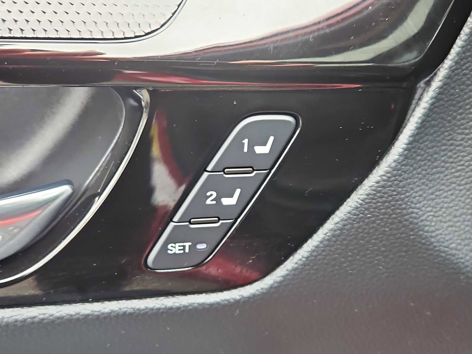 Certified 2025 Honda CR-V Sport Touring image 21