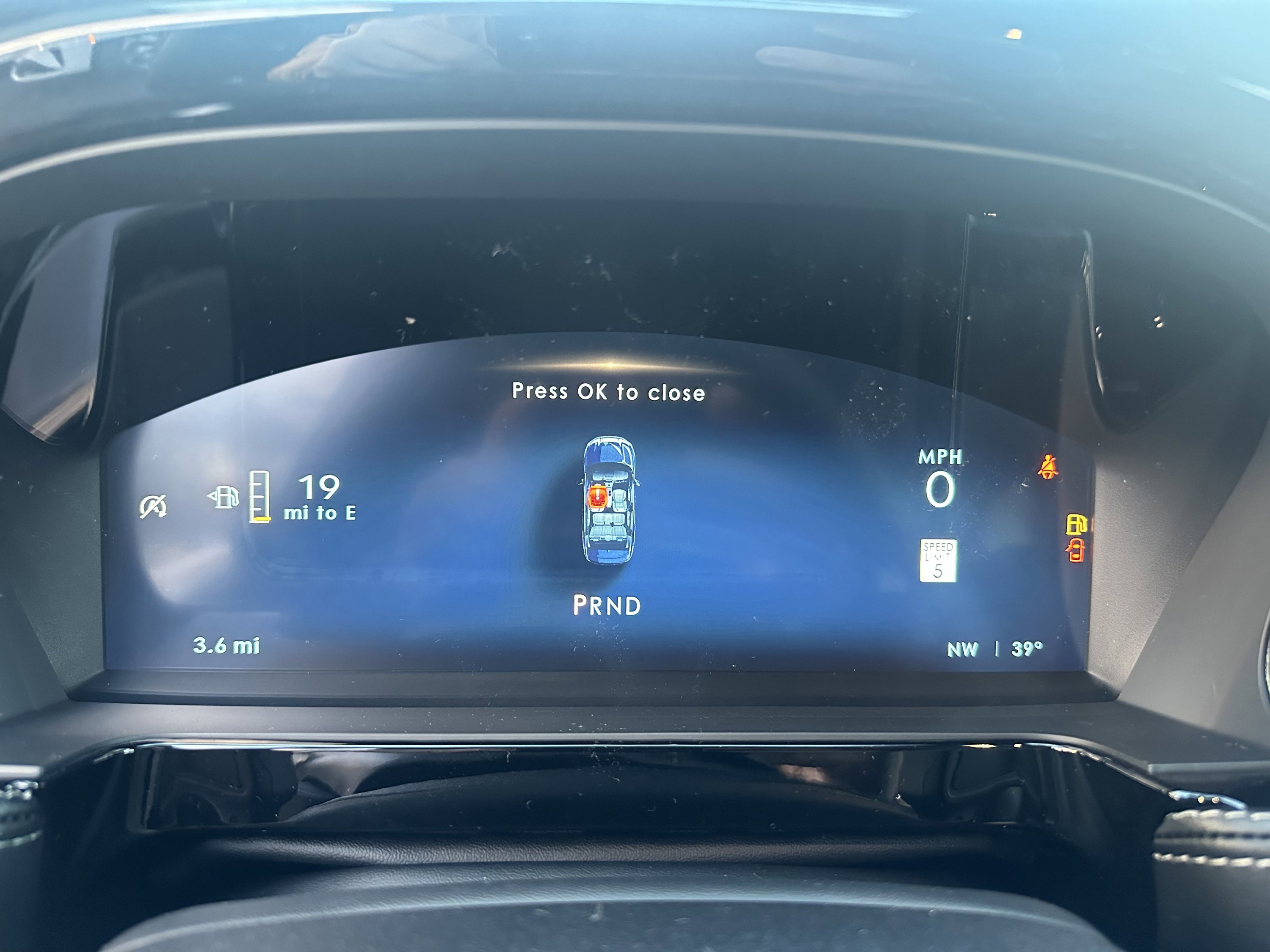 New 2026 Lincoln Corsair Premiere image 13