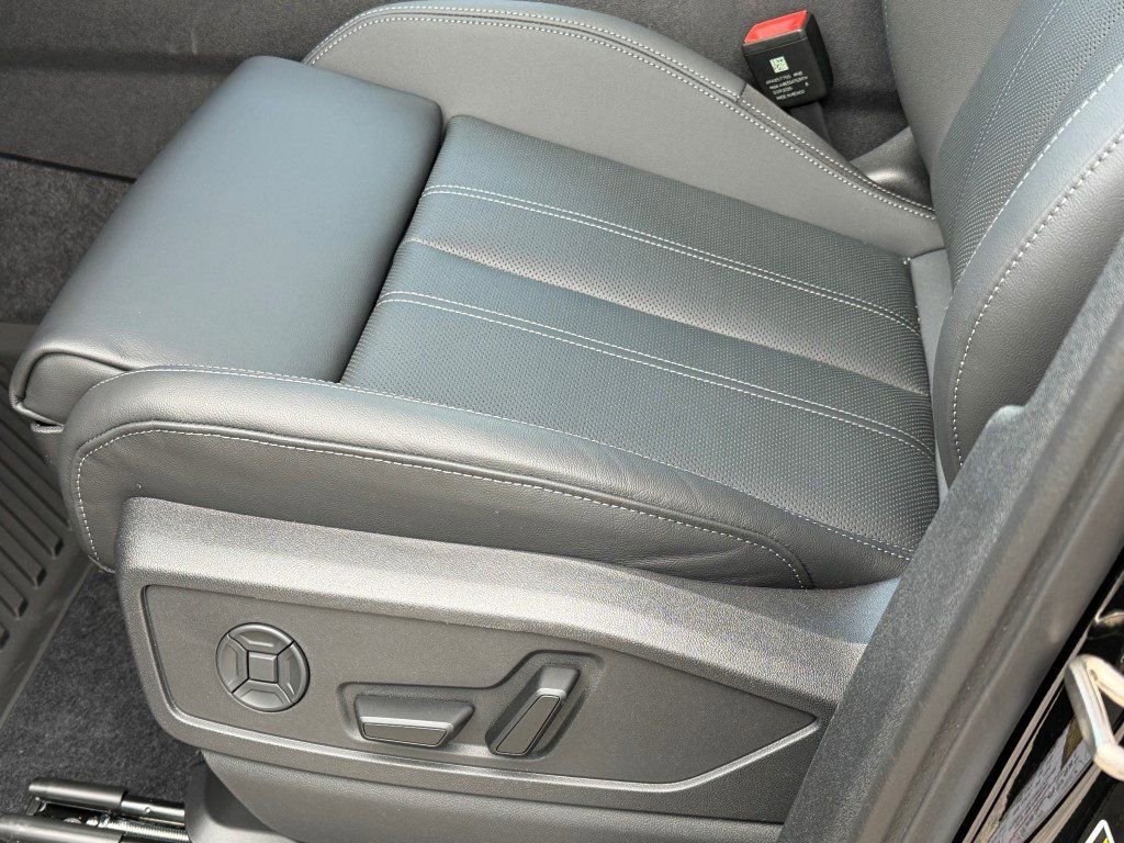 New 2025 Audi Q5 2.0T Premium Plus image 19