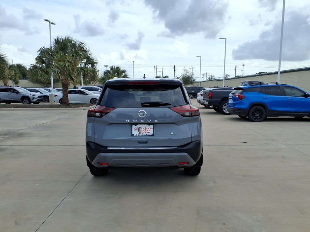 Used 2021 Nissan Rogue SL FWD image 4