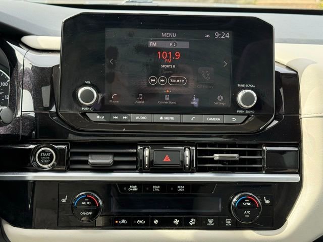 Used 2022 Nissan Pathfinder SV w/ SV Premium Package AWD/4WD image 39