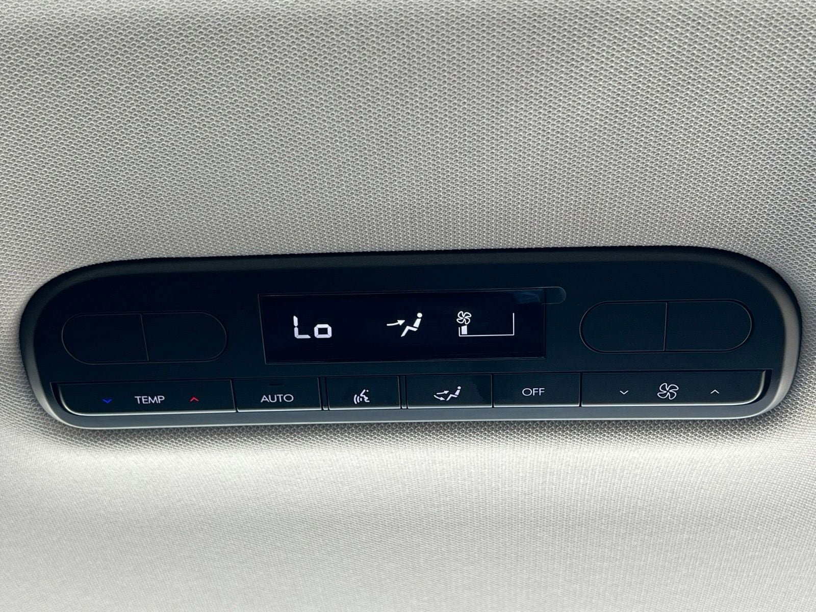 Used 2026 Hyundai Palisade SEL FWD image 23