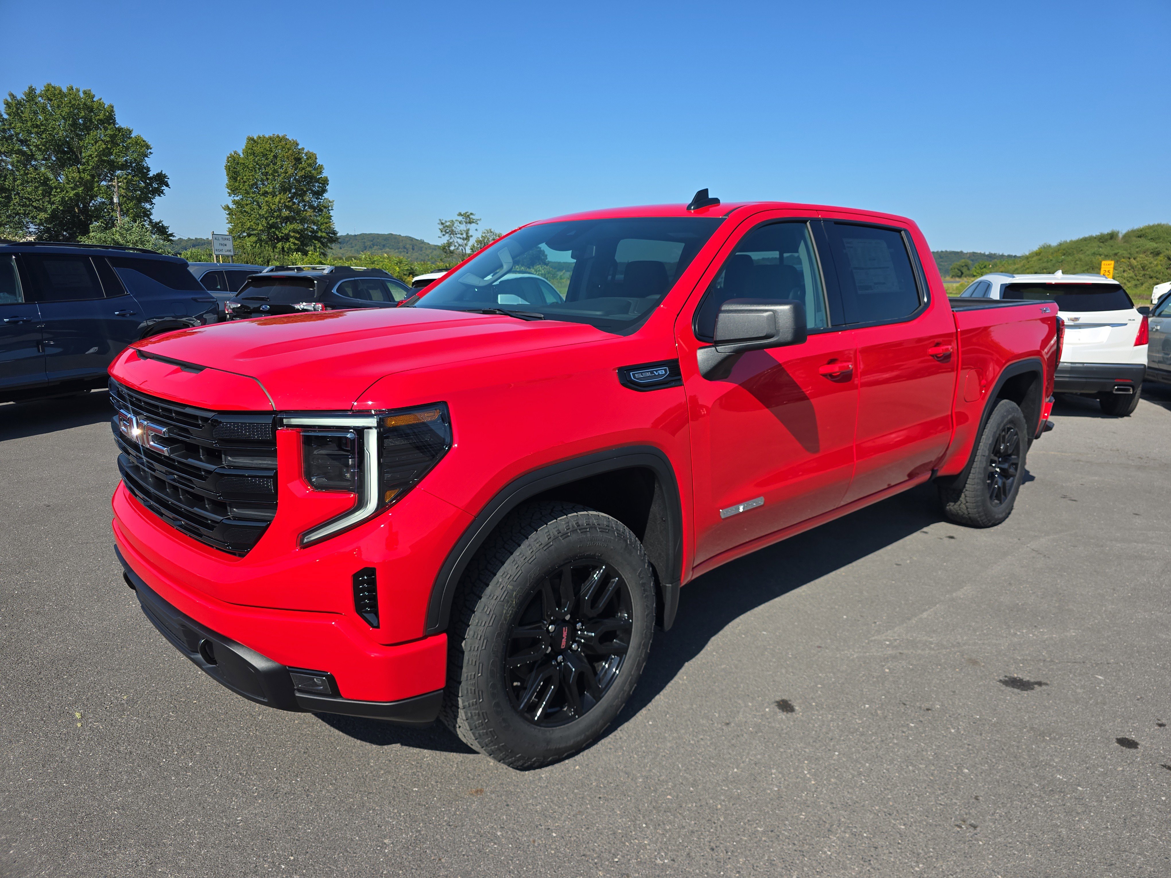 New 2026 GMC Sierra 1500 Elevation image 7