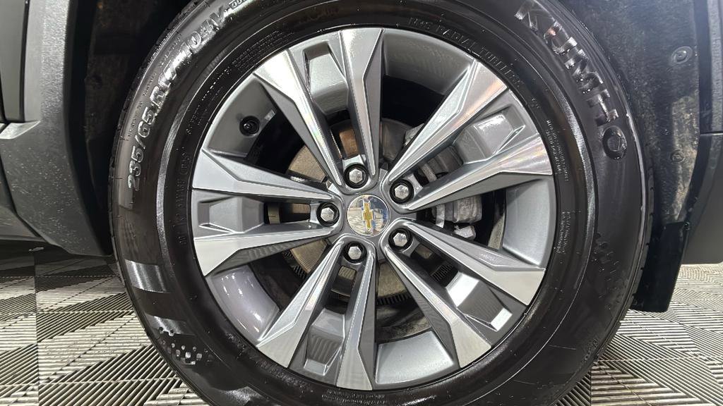 Certified 2025 Chevrolet Equinox LT image 36