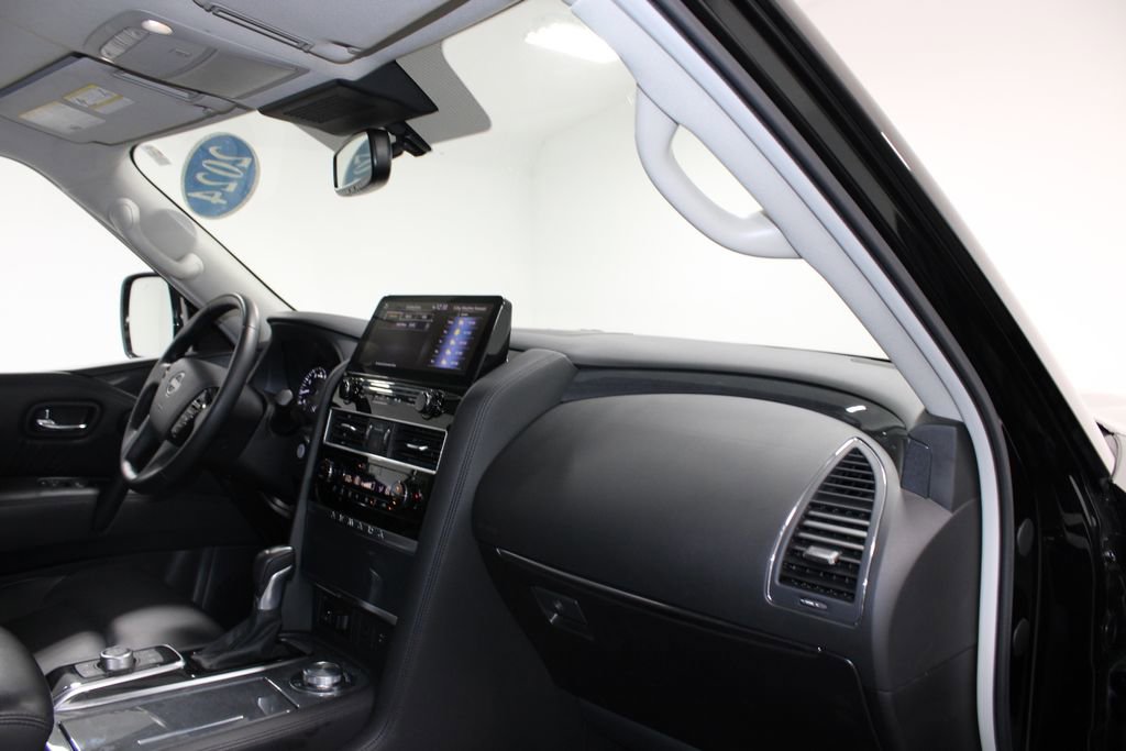 Used 2024 Nissan Armada SV image 31