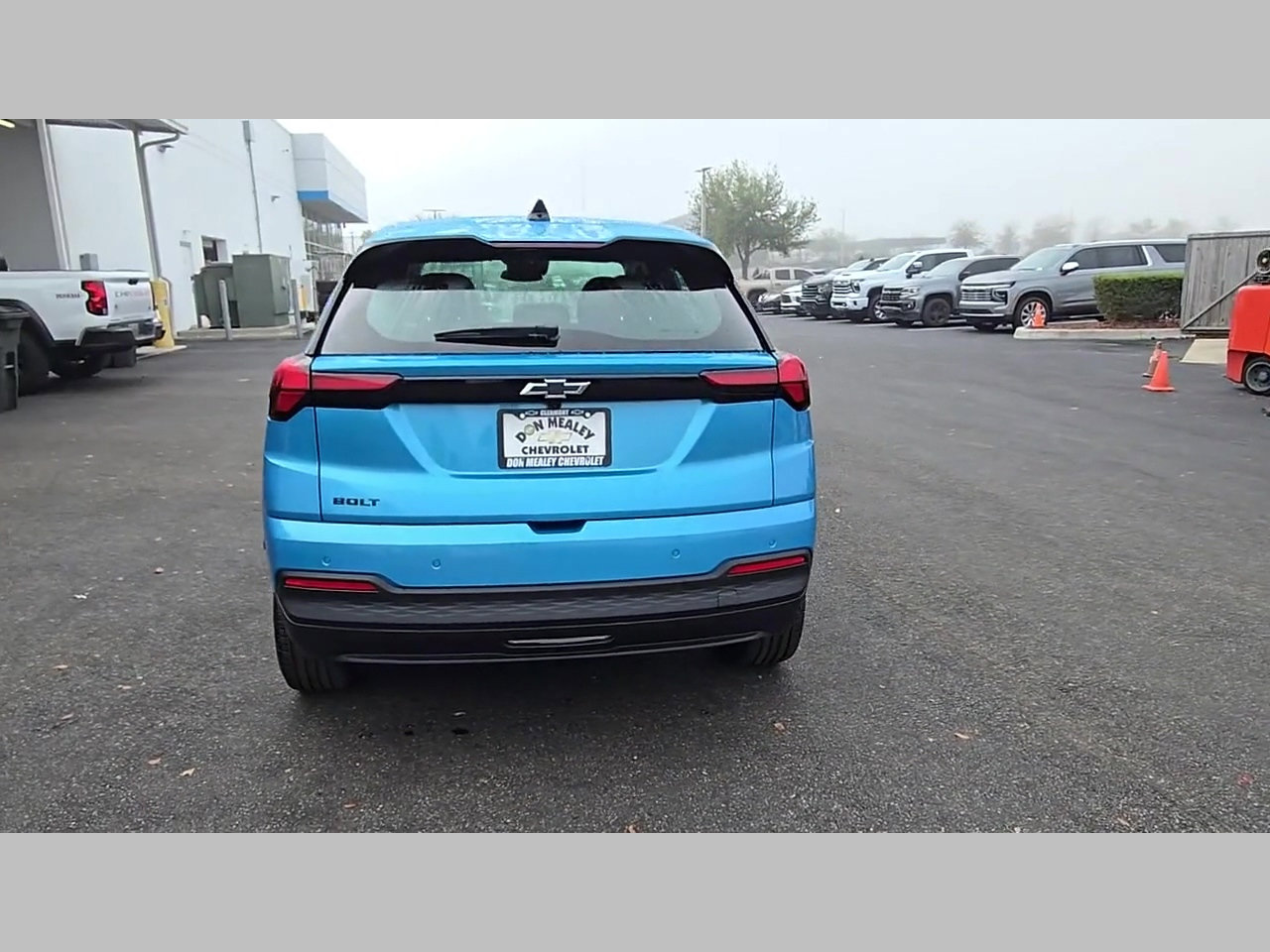 New 2027 Chevrolet Bolt LT w/ Comfort Package image 16