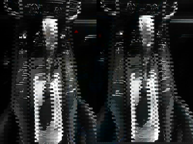 Used 2014 Porsche Cayenne AWD/4WD image 18