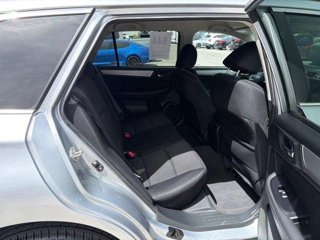Used 2016 Subaru Outback 2.5i Premium AWD/4WD image 30