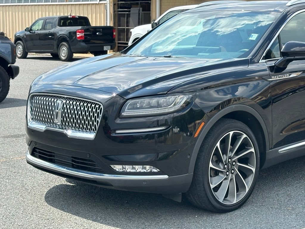 Used 2023 Lincoln Nautilus Reserve w/ Equipment Group 202A AWD/4WD image 38