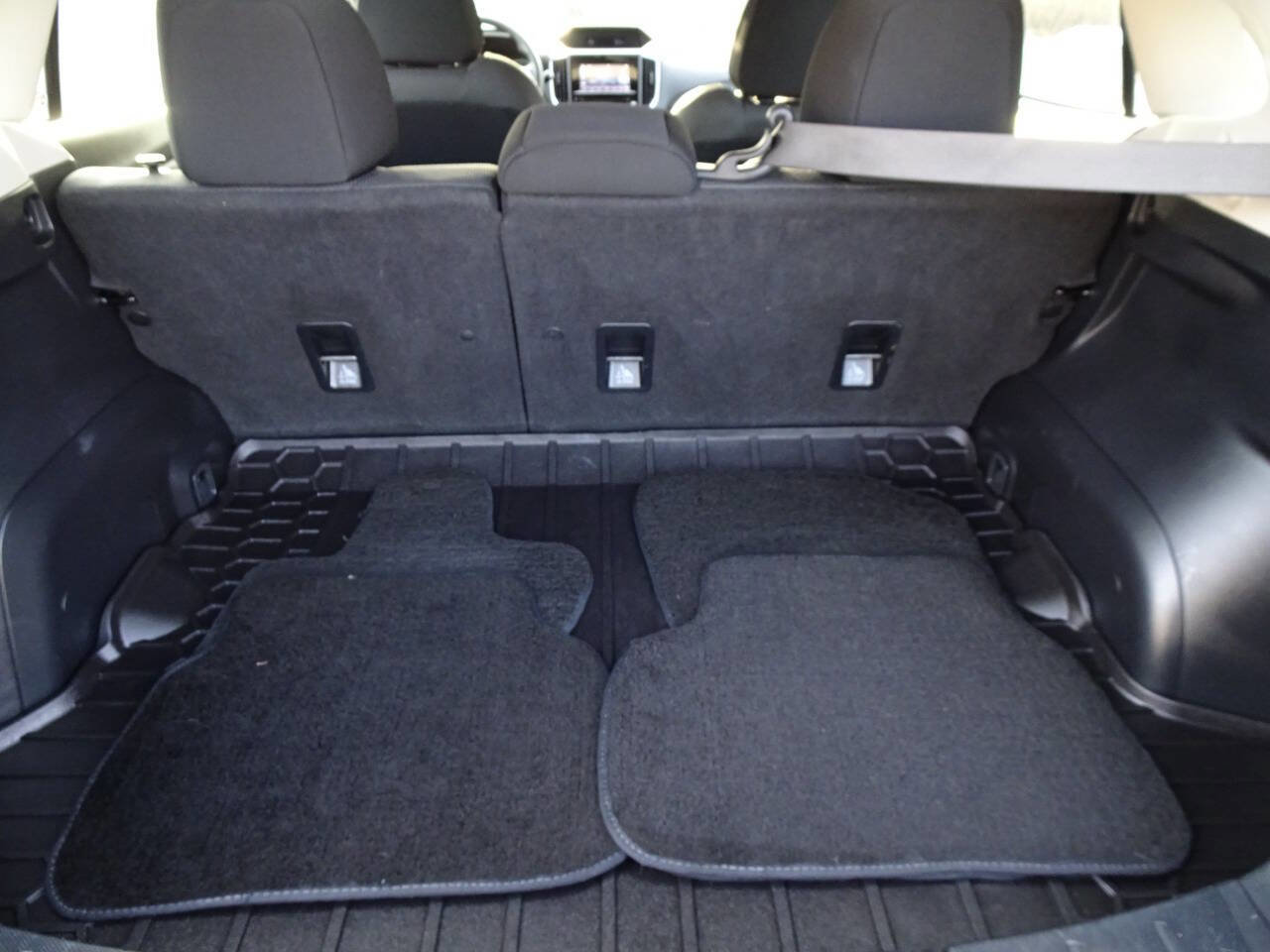 Used 2019 Subaru Impreza 2.0i Premium image 9