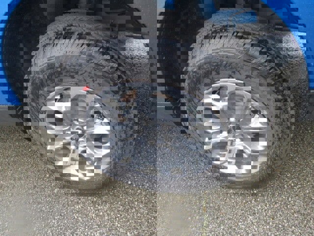 New 2025 Ford Maverick XLT w/ XLT Luxury Package image 6