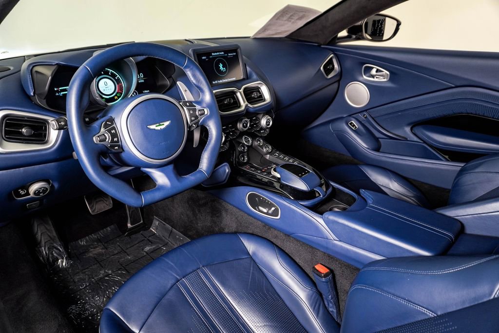 Used 2019 Aston Martin V8 Vantage Coupe image 23