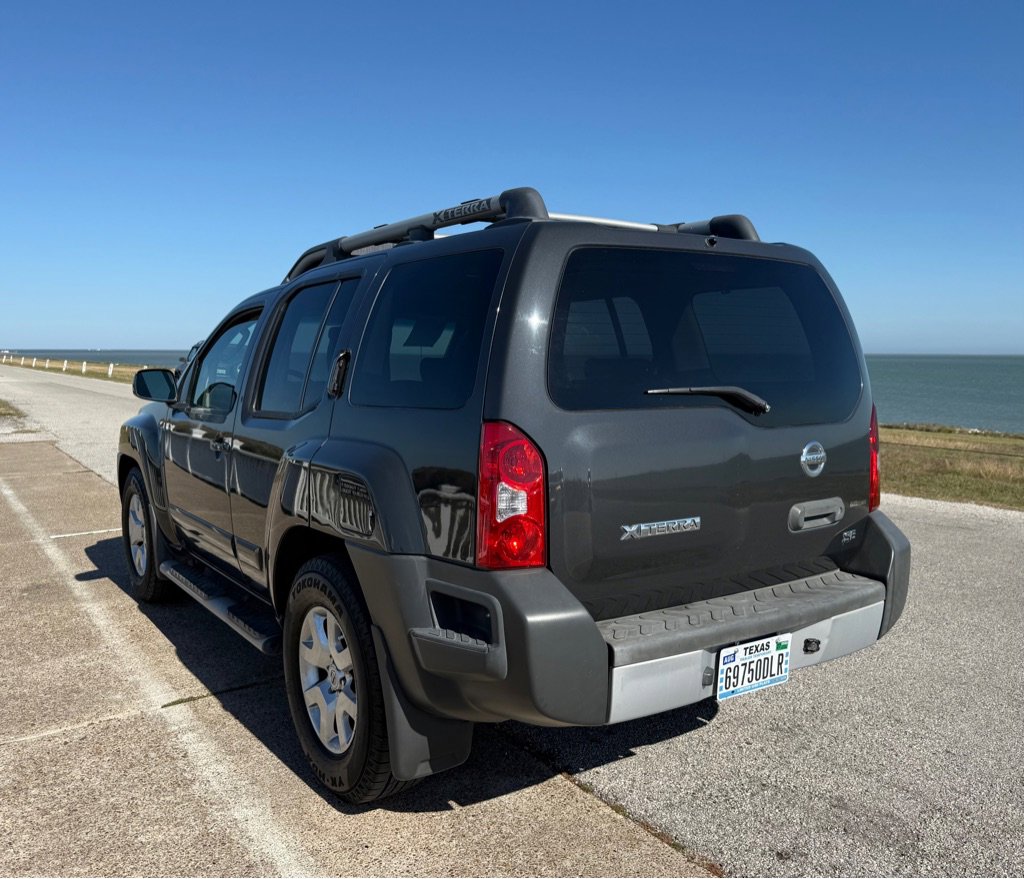 Used 2010 Nissan Xterra SE image 7