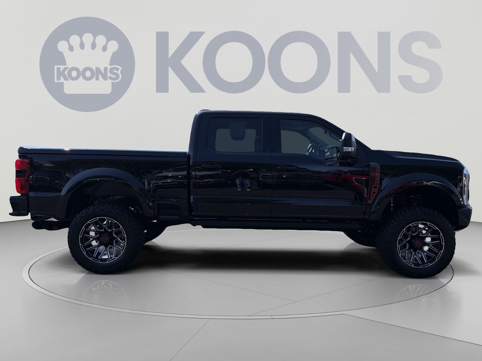 New 2026 Ford F250 Lariat w/ Black Appearance Package AWD/4WD image 8