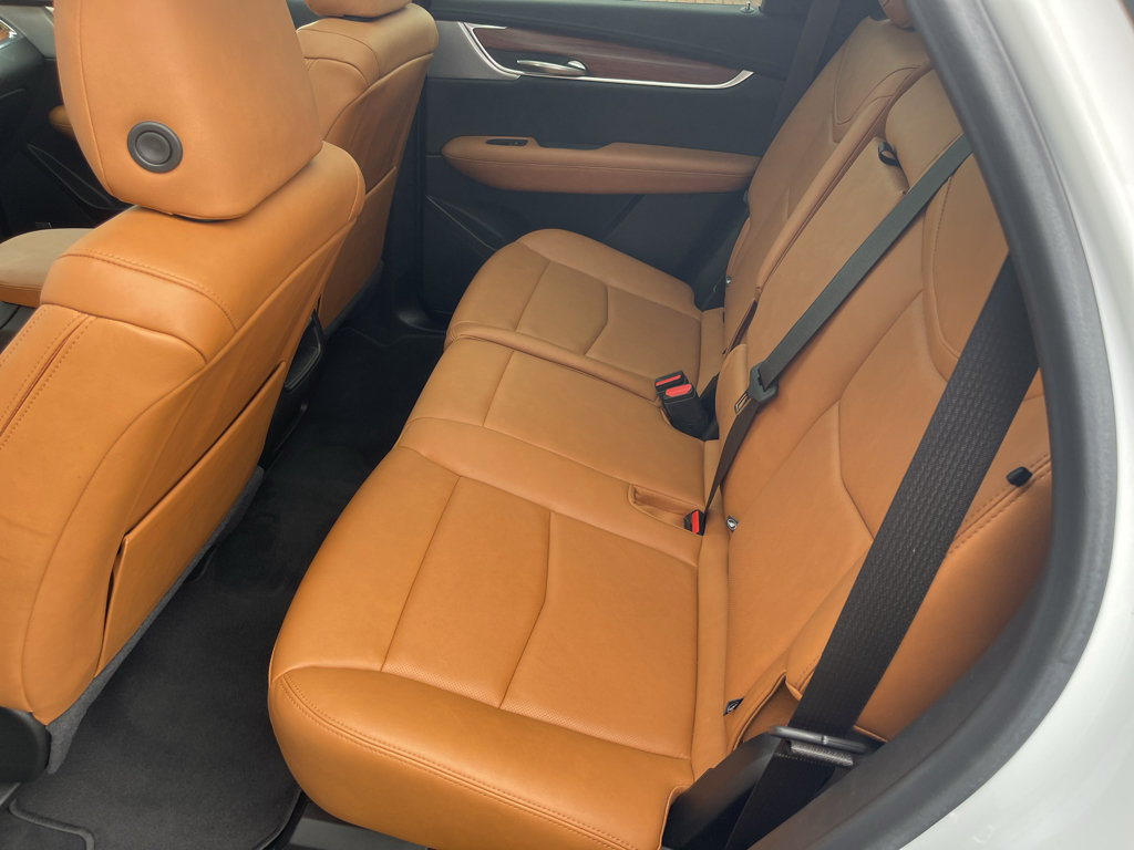 Used 2024 Cadillac XT5 Premium Luxury w/ Technology Package AWD/4WD image 30
