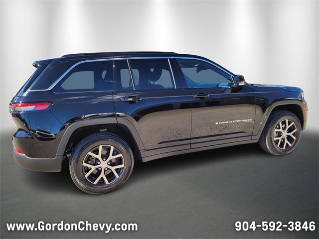Used 2024 Jeep Grand Cherokee Limited image 6