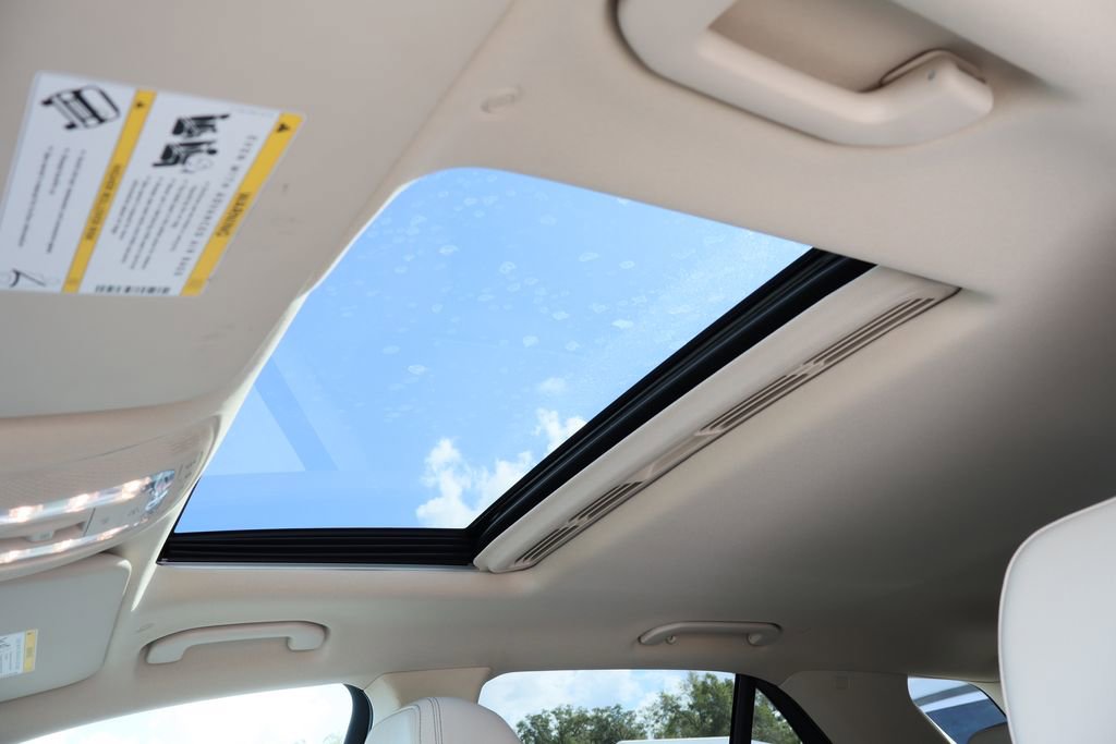 Used 2022 Mercedes-Benz GLE 350 4MATIC image 23