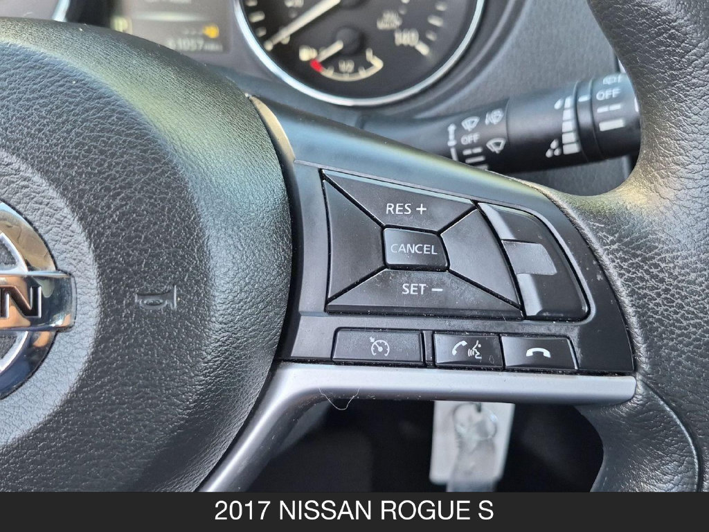 Used 2017 Nissan Rogue S FWD image 18