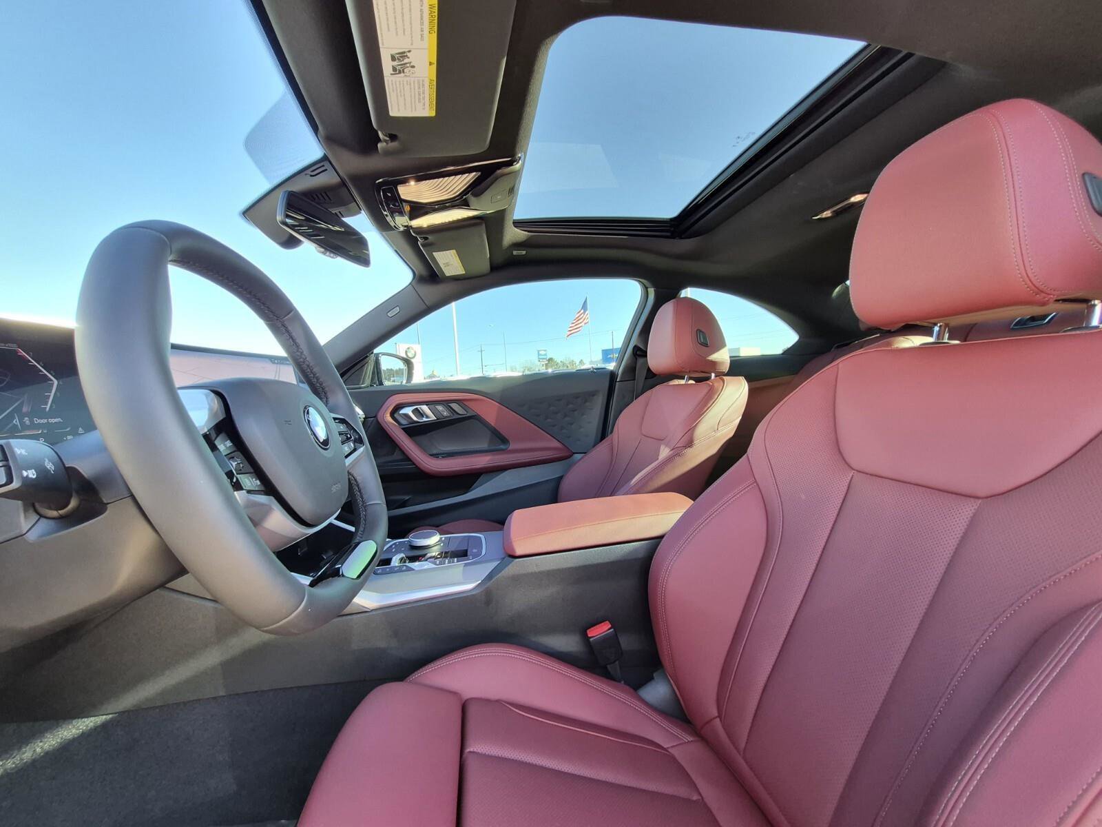 Certified 2025 BMW 230i 230i w/ Convenience Package image 31