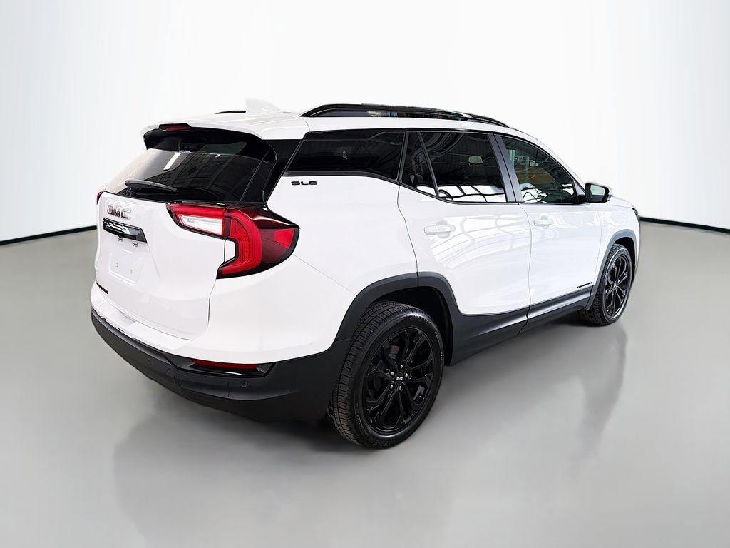 Used 2022 GMC Terrain SLE w/ Driver Convenience Package image 9