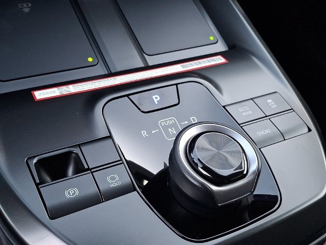 New 2026 Toyota C-HR AWD/4WD image 10