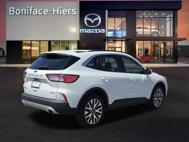Used 2021 Ford Escape Titanium AWD/4WD image 4