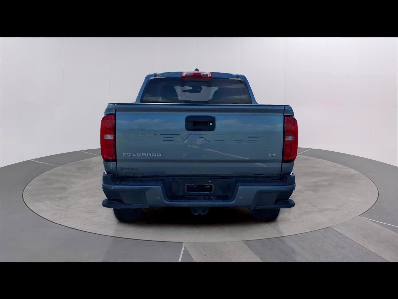 Used 2021 Chevrolet Colorado LT w/ Safety Package RWD image 4