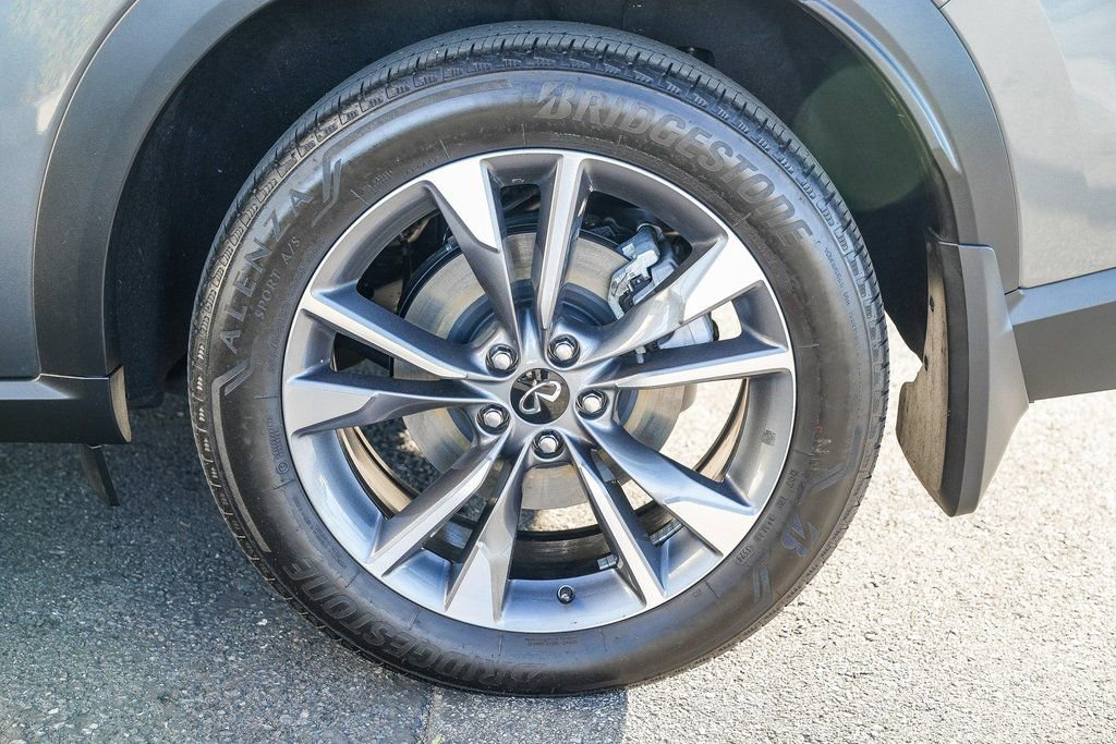 Certified 2024 INFINITI QX60 Luxe image 10