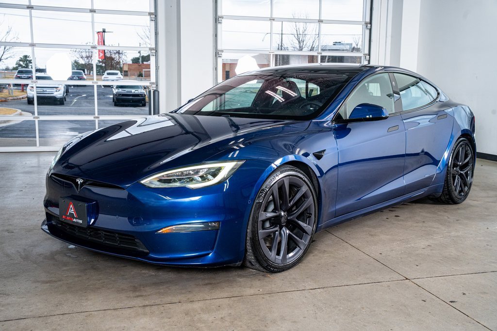 Used 2021 Tesla Model S Plaid image 11
