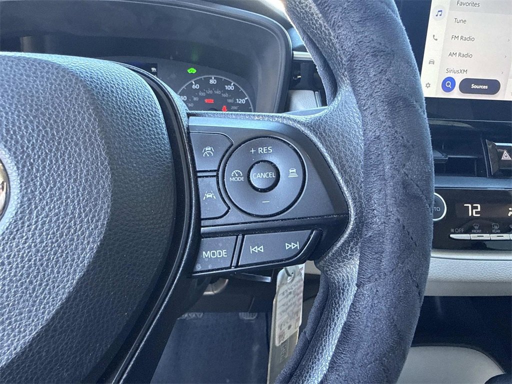 Used 2024 Toyota Corolla LE image 16