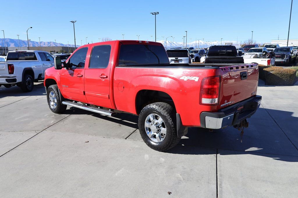 Used 2014 GMC Sierra 3500 SLT w/ SLT Convenience Package image 4