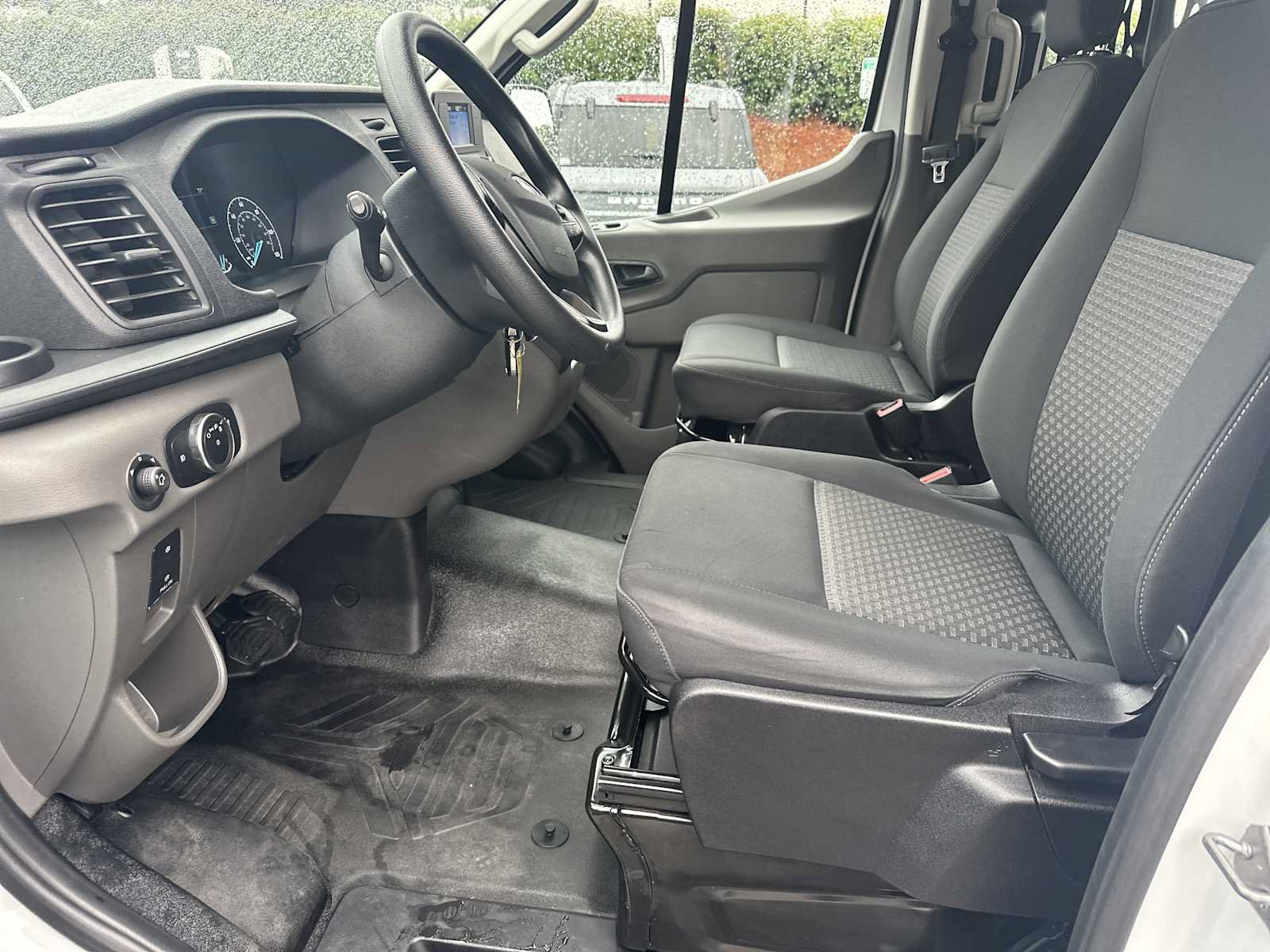 Used 2025 Ford Transit 250 Low Roof w/ Exterior Upgrade Package RWD image 13