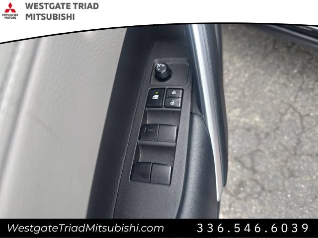 Used 2022 Toyota Corolla Cross LE w/ Moonroof Package AWD/4WD image 15