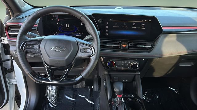 Used 2024 Chevrolet TrailBlazer RS w/ Driver Confidence Package image 11