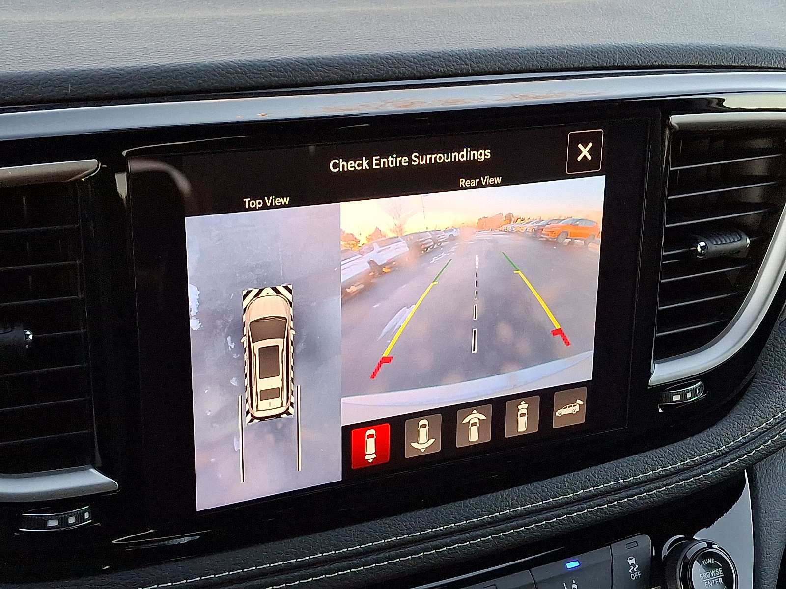 New 2026 Chrysler Pacifica Select AWD/4WD image 14