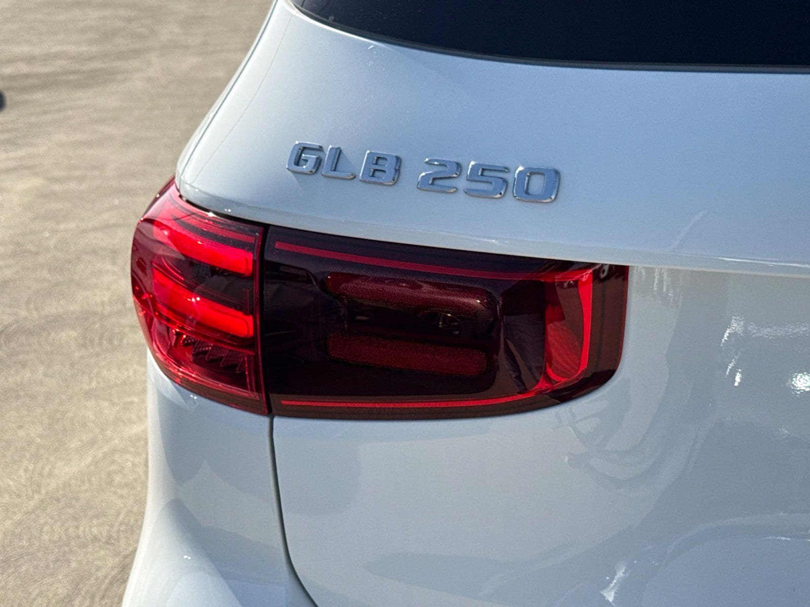 New 2026 Mercedes-Benz GLB 250 4MATIC image 13
