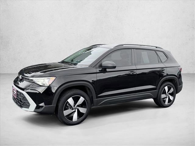Used 2025 Volkswagen Taos S AWD/4WD image 1